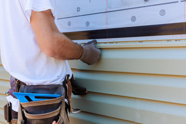 Trusted Vinyl Siding service in Belleair Beach, FL - Creative Siding